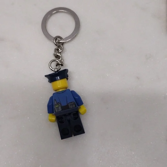 LEGO Legoland Keychains and Police Officer Bundle of 2 - Picture 6 of 6